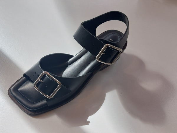 Sandal on low heel in Chocolate brown