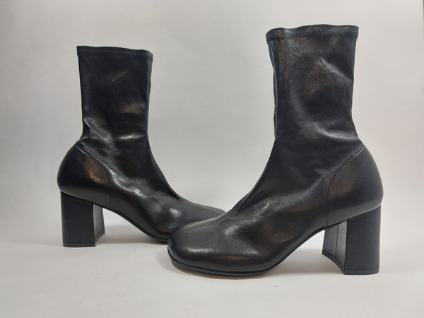 Stretchy black ankle boots