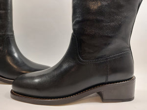 Black boots on low heel