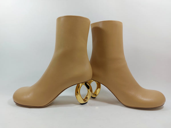 Booties w gold chain heel in soft beige