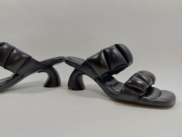 Sandals with two straps in black