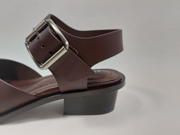 Sandal on low heel in Chocolate brown