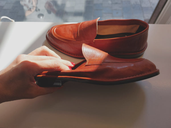 Soft leather mocassin in mahogany