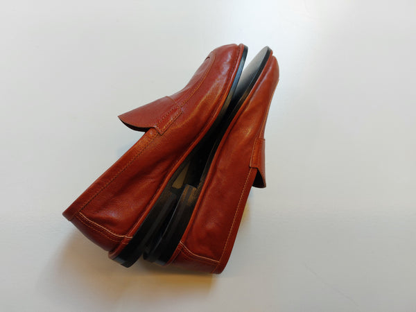 Soft leather mocassin in mahogany