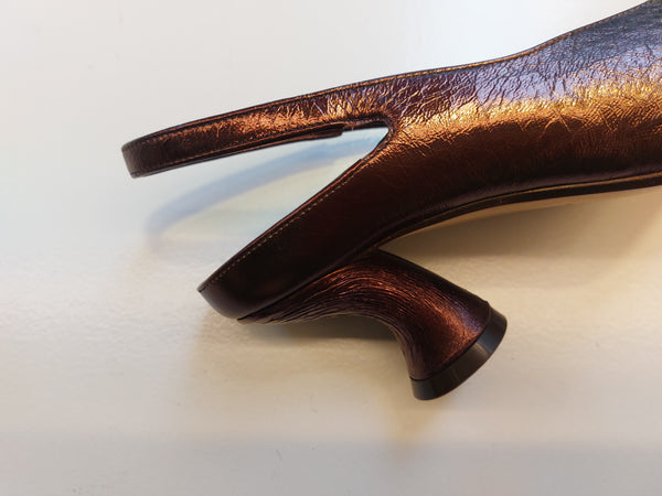 Slingbacks in copper