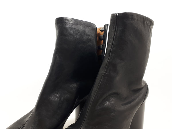 Black Tabi boots 8 cm heel