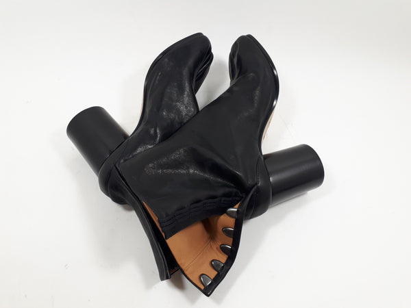 Black Tabi boots 8 cm heel