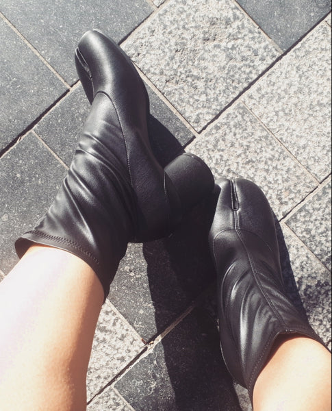 Tabi boots in vegan leather