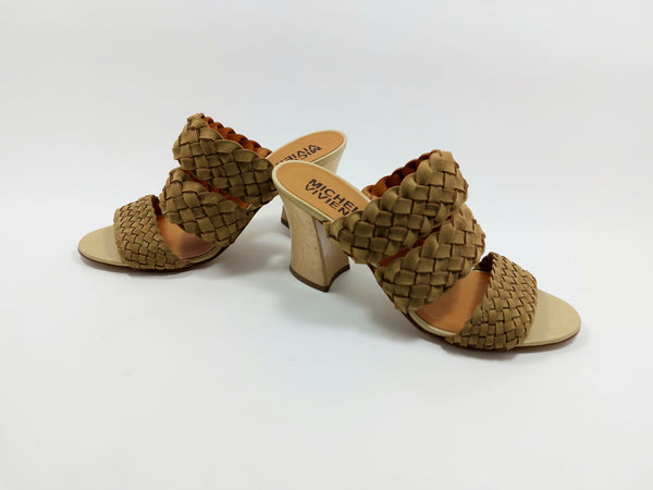 Mule sandal in tresse with wooden heel
