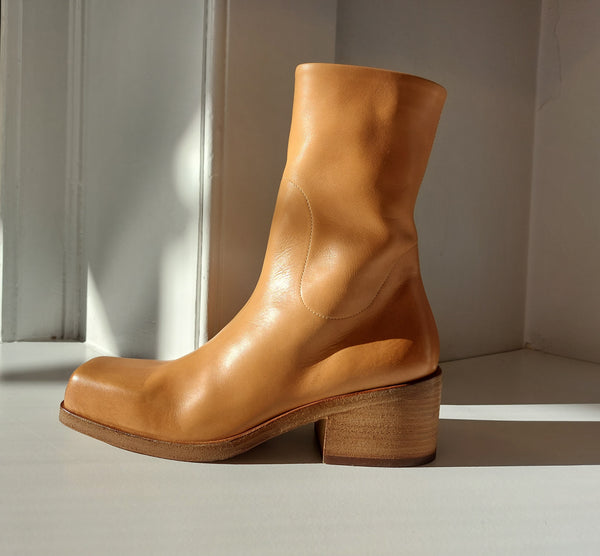 Boots with chunky heel