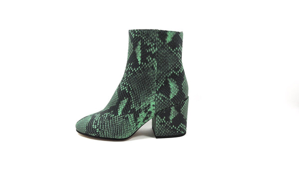 Short Boots in green printed leather