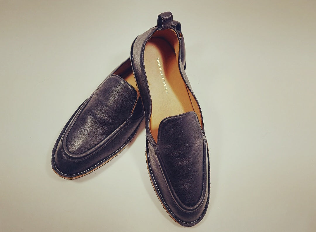 Soft leather mocassin in black